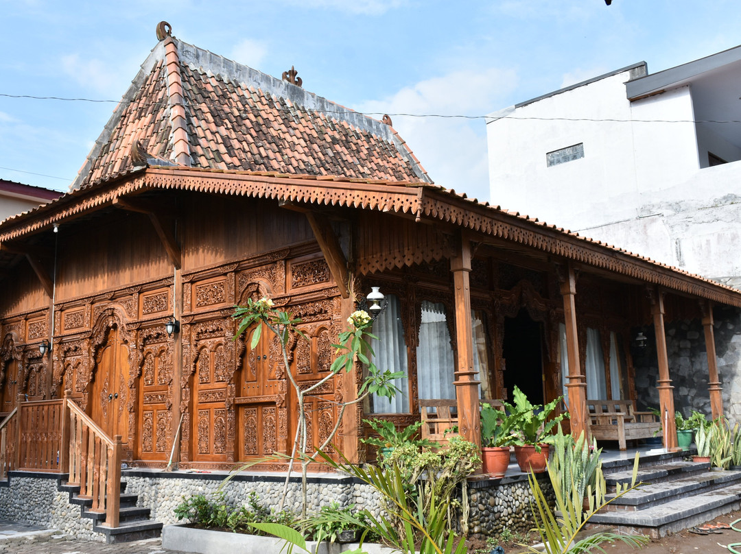 Joglo Lawu & House of Lawu主图