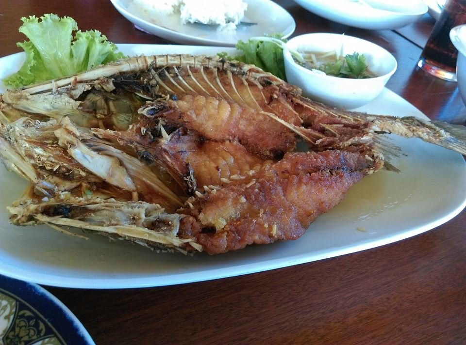 万标餐馆和美食-Lom Talay