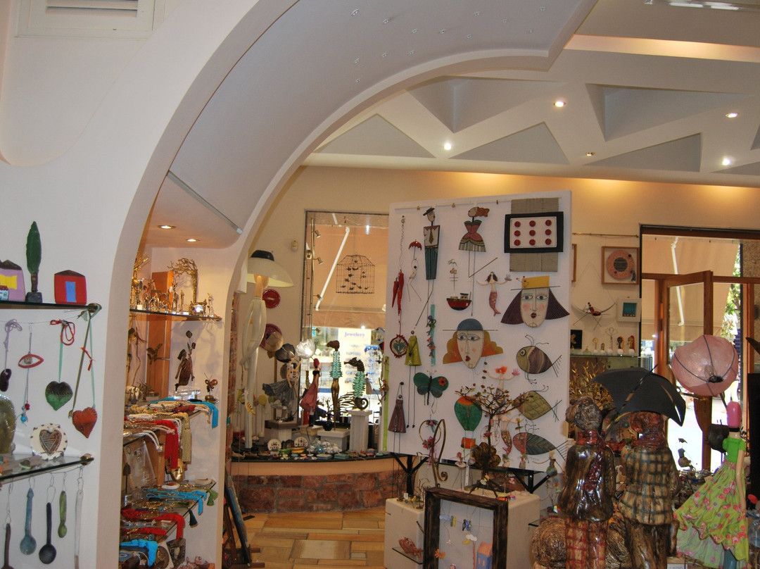 Art Gallery Periplus-Katakolo必去景点
