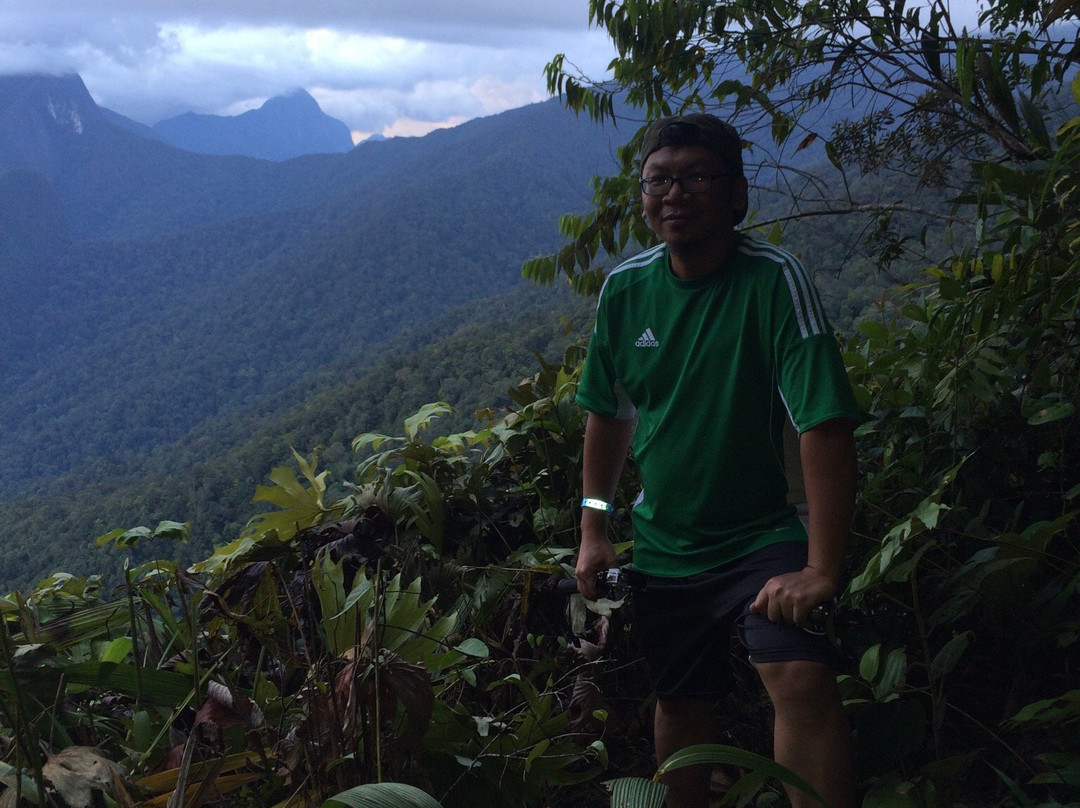 Gunung Mulu Summit Trek-姆鲁国家公园必去景点