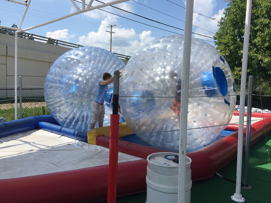 Fun 'n' Stuff-Macedonia必去景点