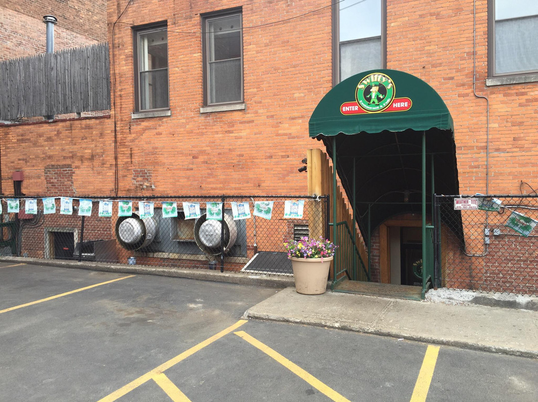Utica餐馆和美食-Swifty's Restaurant & Pub