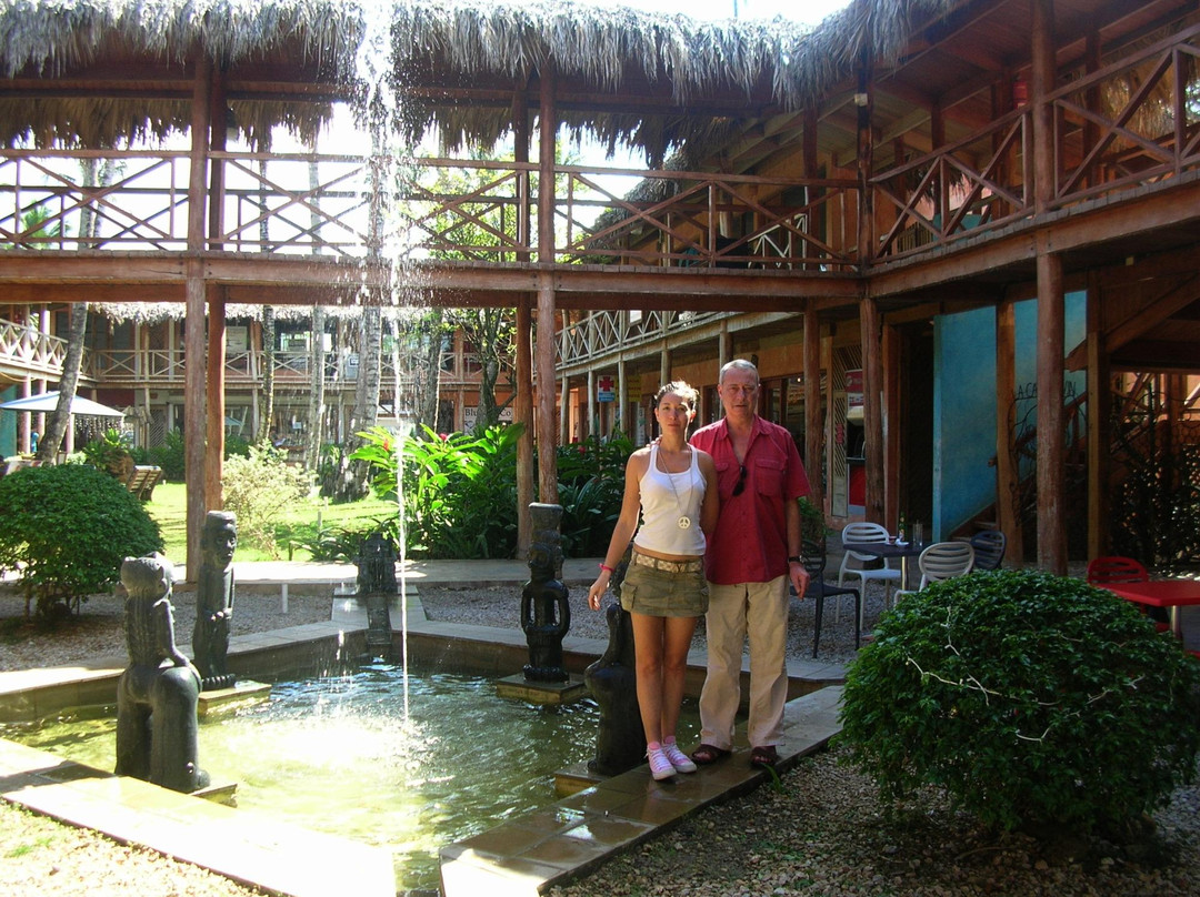 Plaza Commercial  El Paseo de la Costanera-拉斯特拉纳斯必去景点