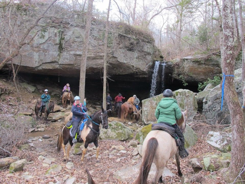 Rock Bridge Canyon Equestrian Park景点图片
