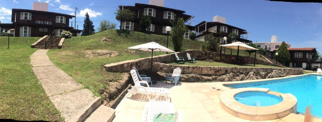 Villa Parque Síquiman酒店住宿-Cabanas Lago San Roque