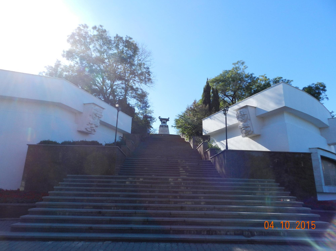 Kazarskiy and Mercury Brig Seamen Memorial景点图片