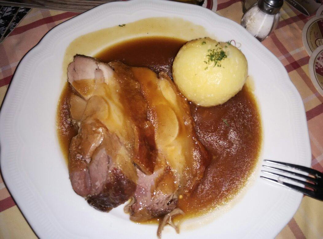 Langwaid餐馆和美食-Klosterschenke Braustuberl