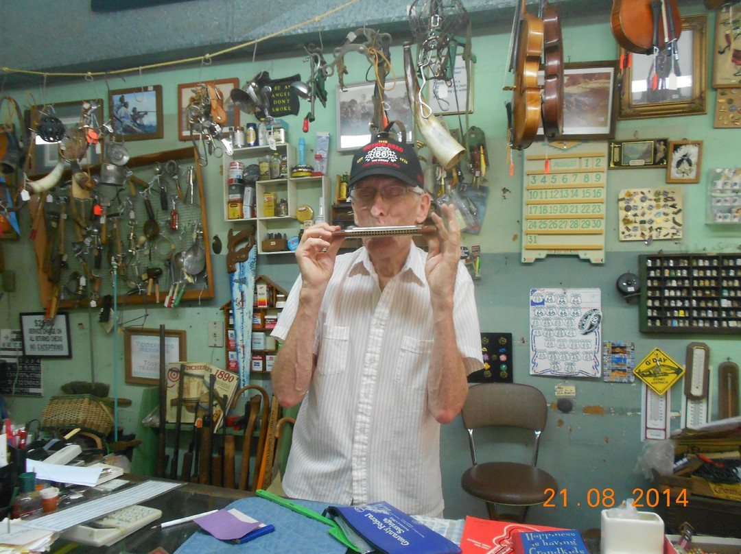 Whitehall Mercatile-Halltown必去景点