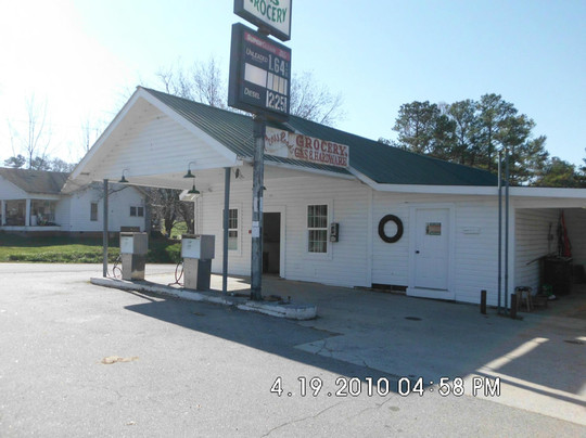 Crossroads Grocery and Deli