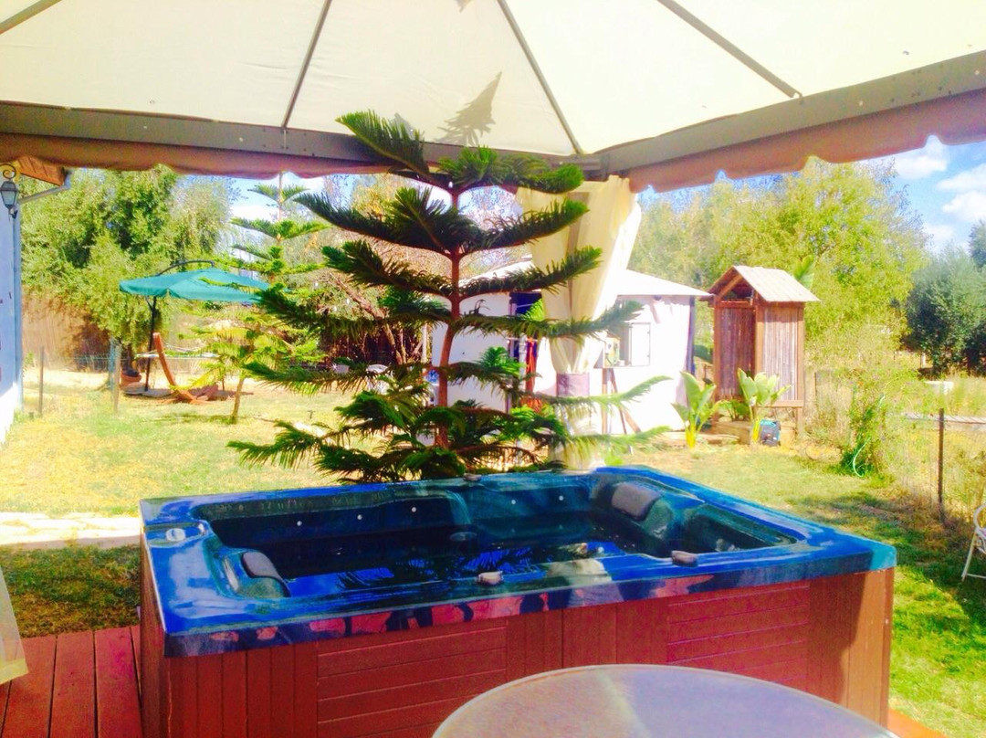 Bella Troun Guest House主图