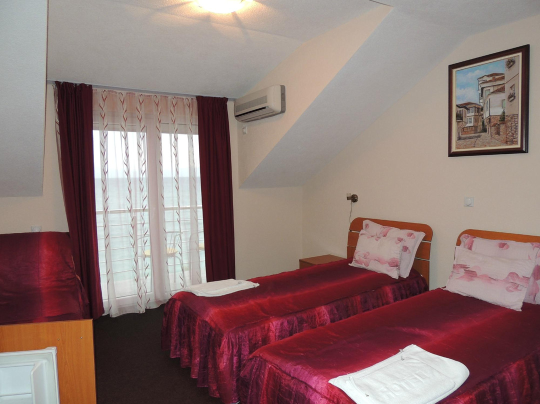 Hotel Holiday-M主图