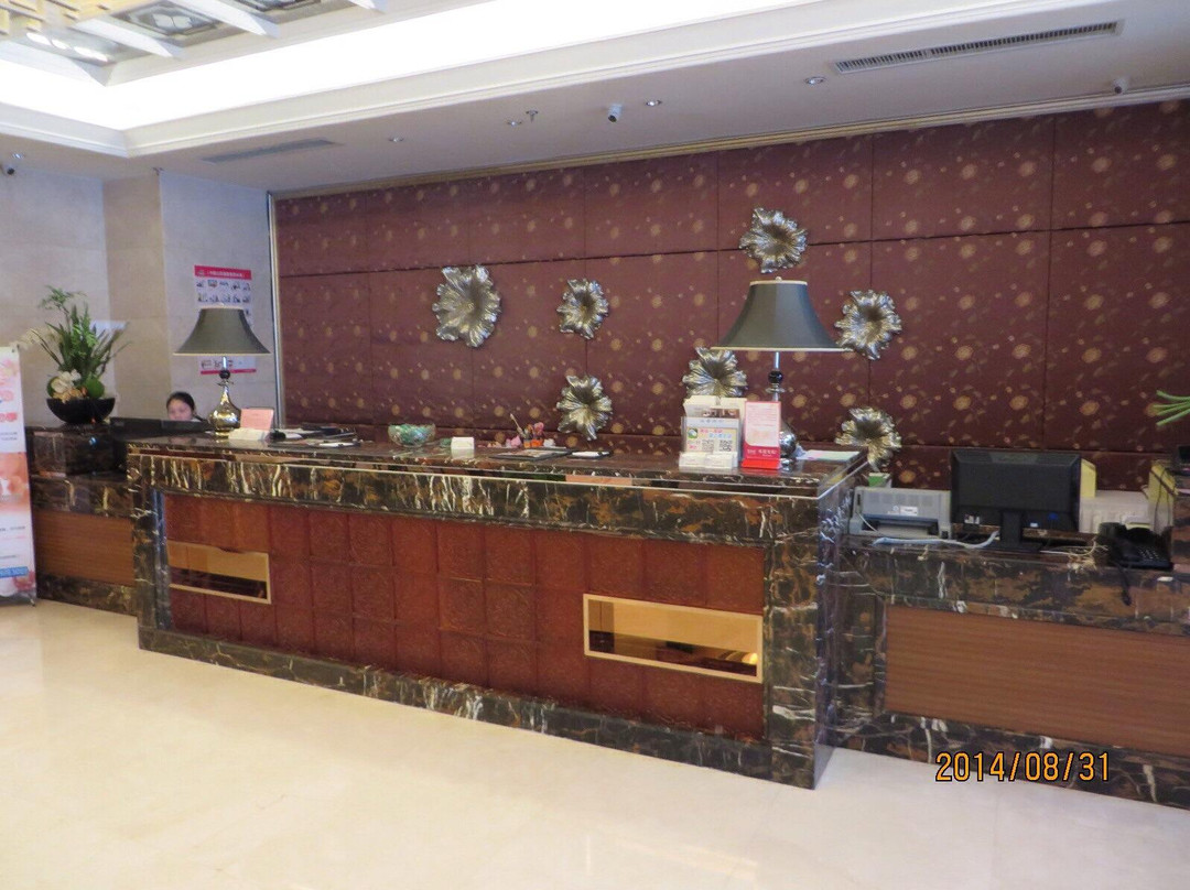 新安东大饭店 主图