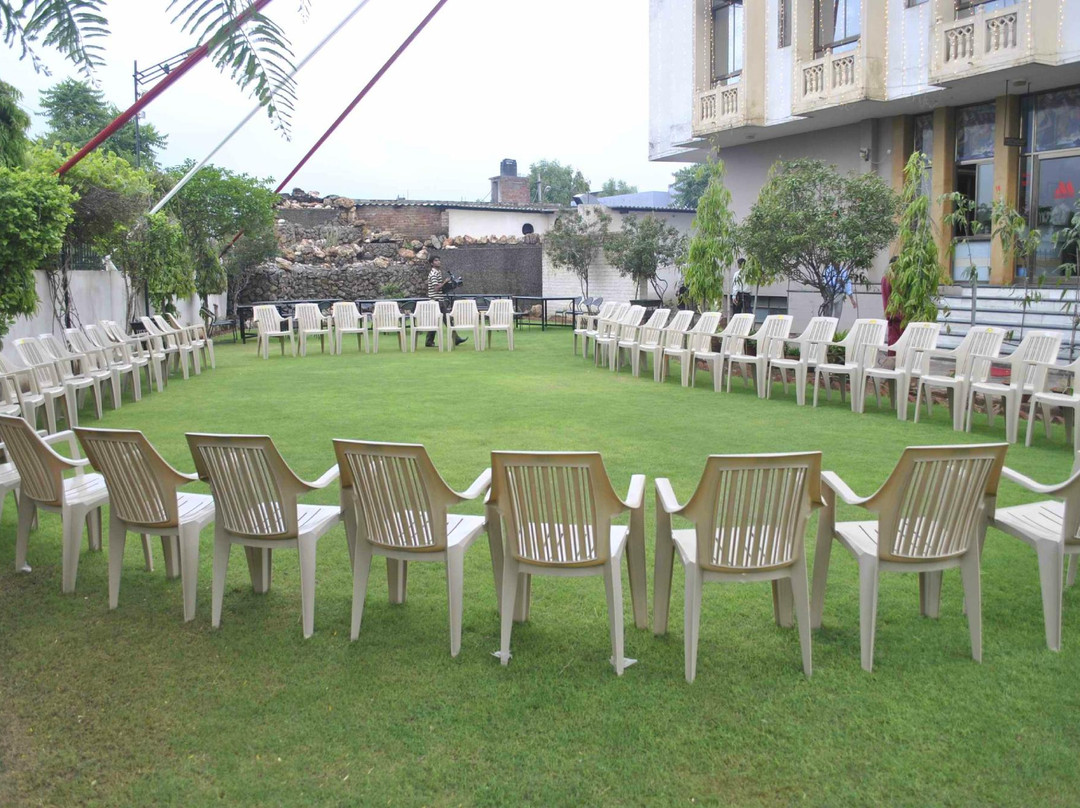 Madhuvan Hotel