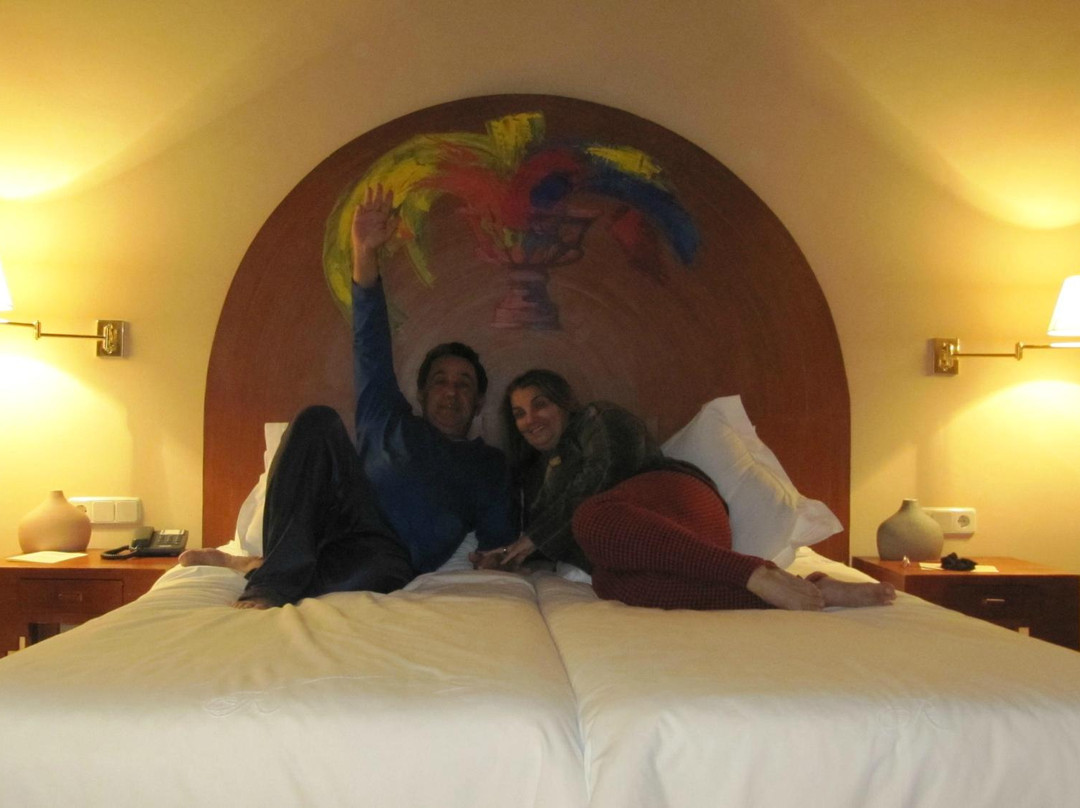 Hotel Restaurante El Rancho主图