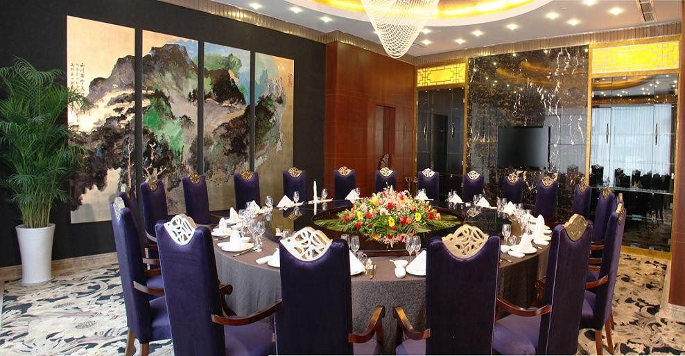 运亨大酒店主图