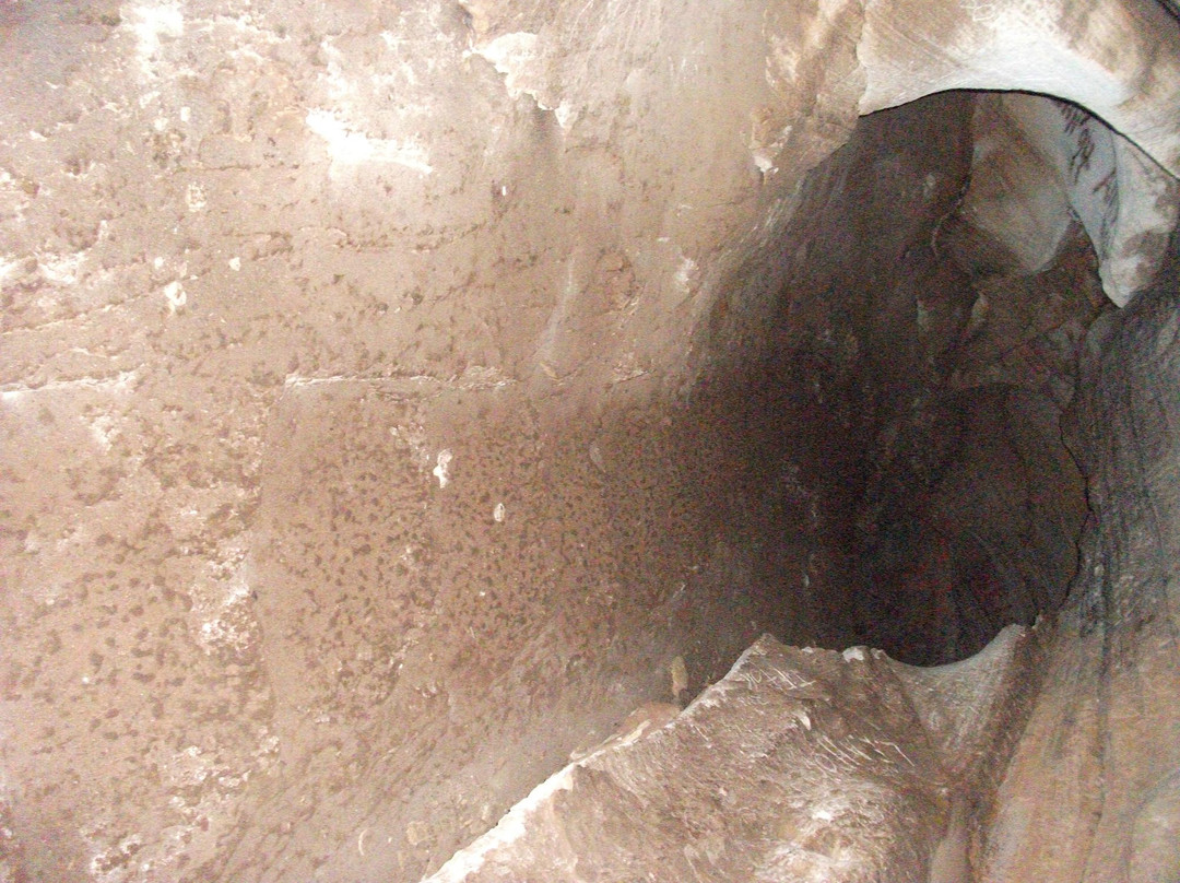 Hatchet Bay Cave-伊柳塞拉必去景点