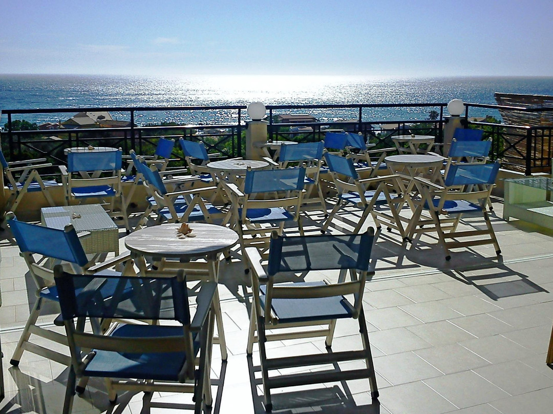 Ammos Bay