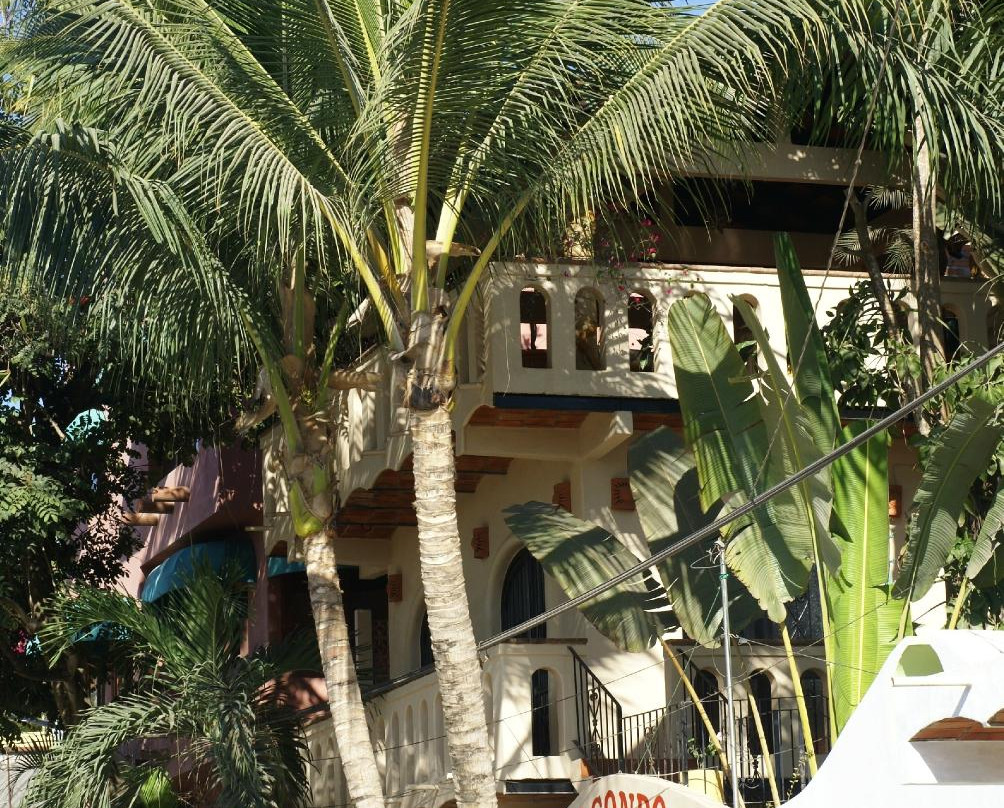 Macondo Bungalows