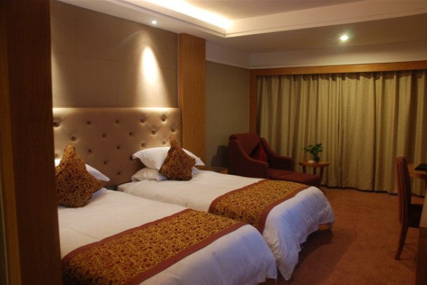 元亨大酒店主图