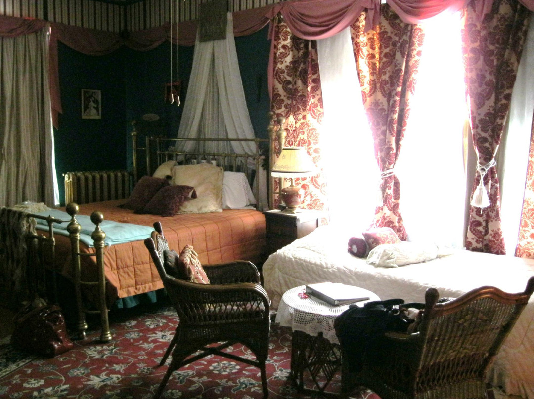 Wickwire House Bed And Breakfast主图