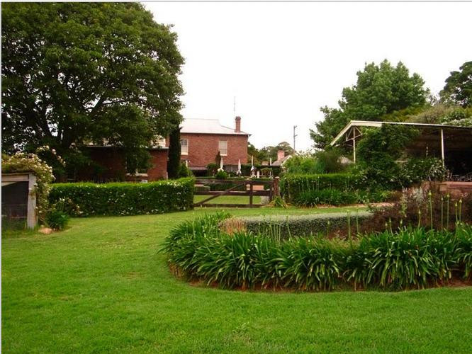 Fitzroy Falls酒店住宿-Burrawang Village Hotel