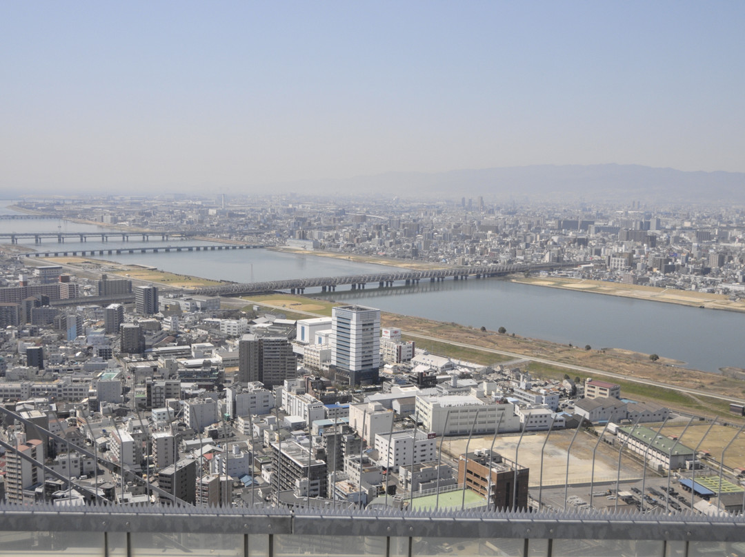 梅田蓝天大厦-空中庭园展望台-大阪市必去景点