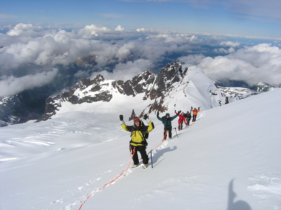 BC Adventure Guides-Deming必去景点
