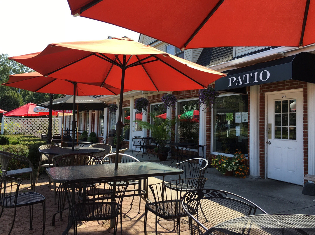 Saint James餐馆和美食-Caligiuri's Patio Pizza