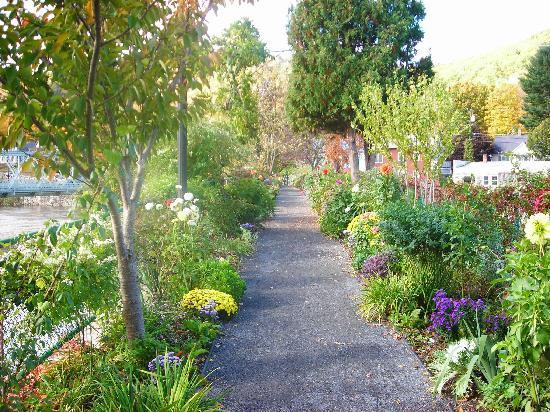 Bridge of Flowers-Shelburne Falls必去景点