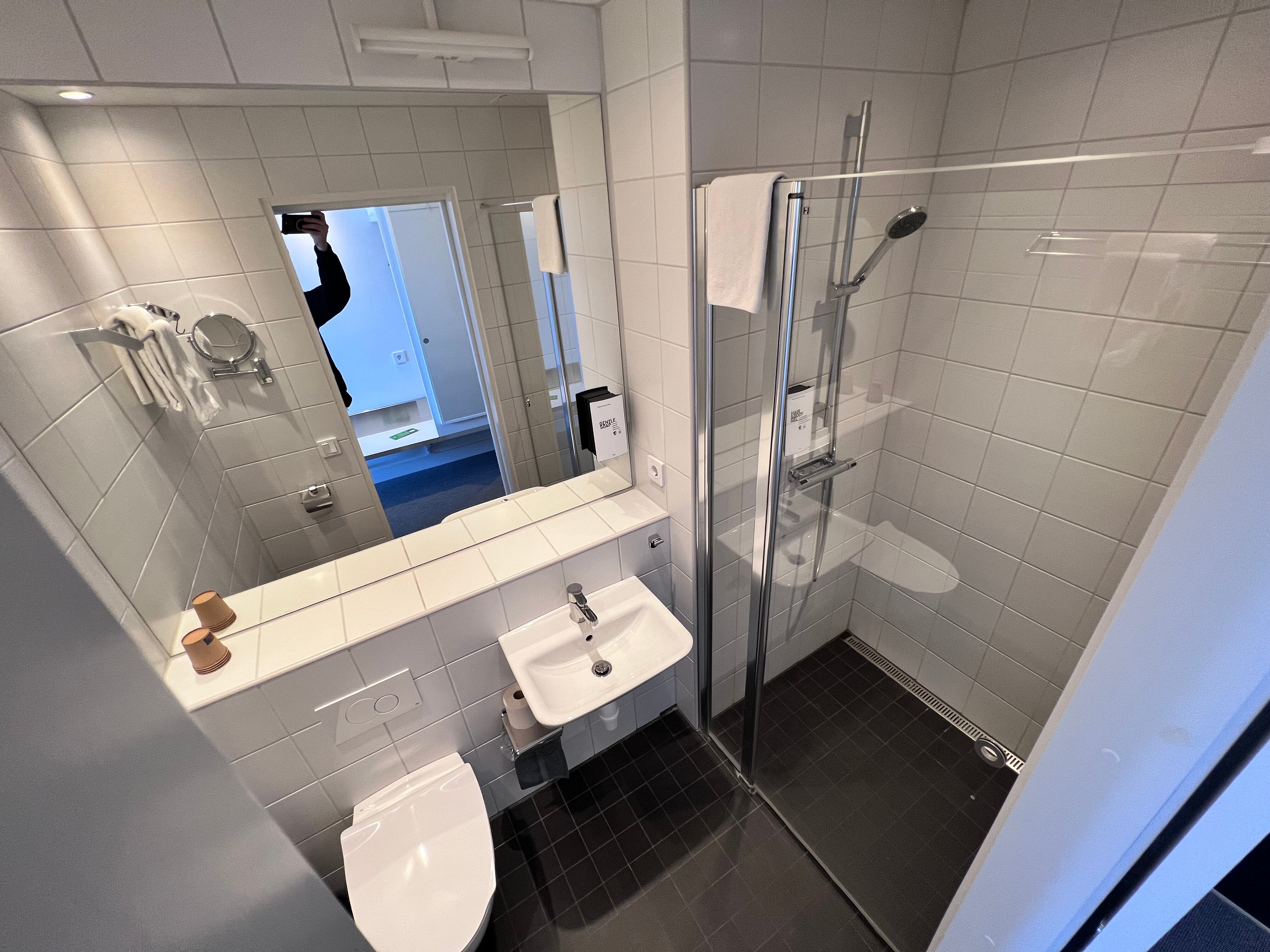 Ikea Hotell-浴室