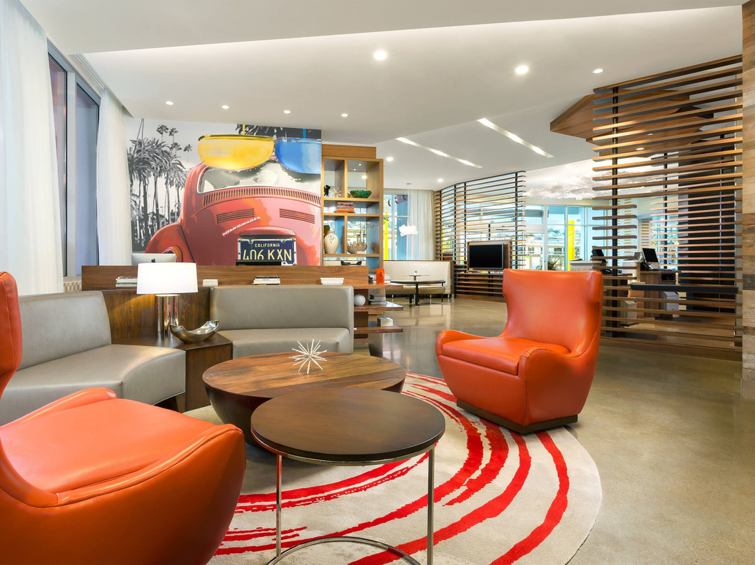 Courtyard by Marriott Santa Monica