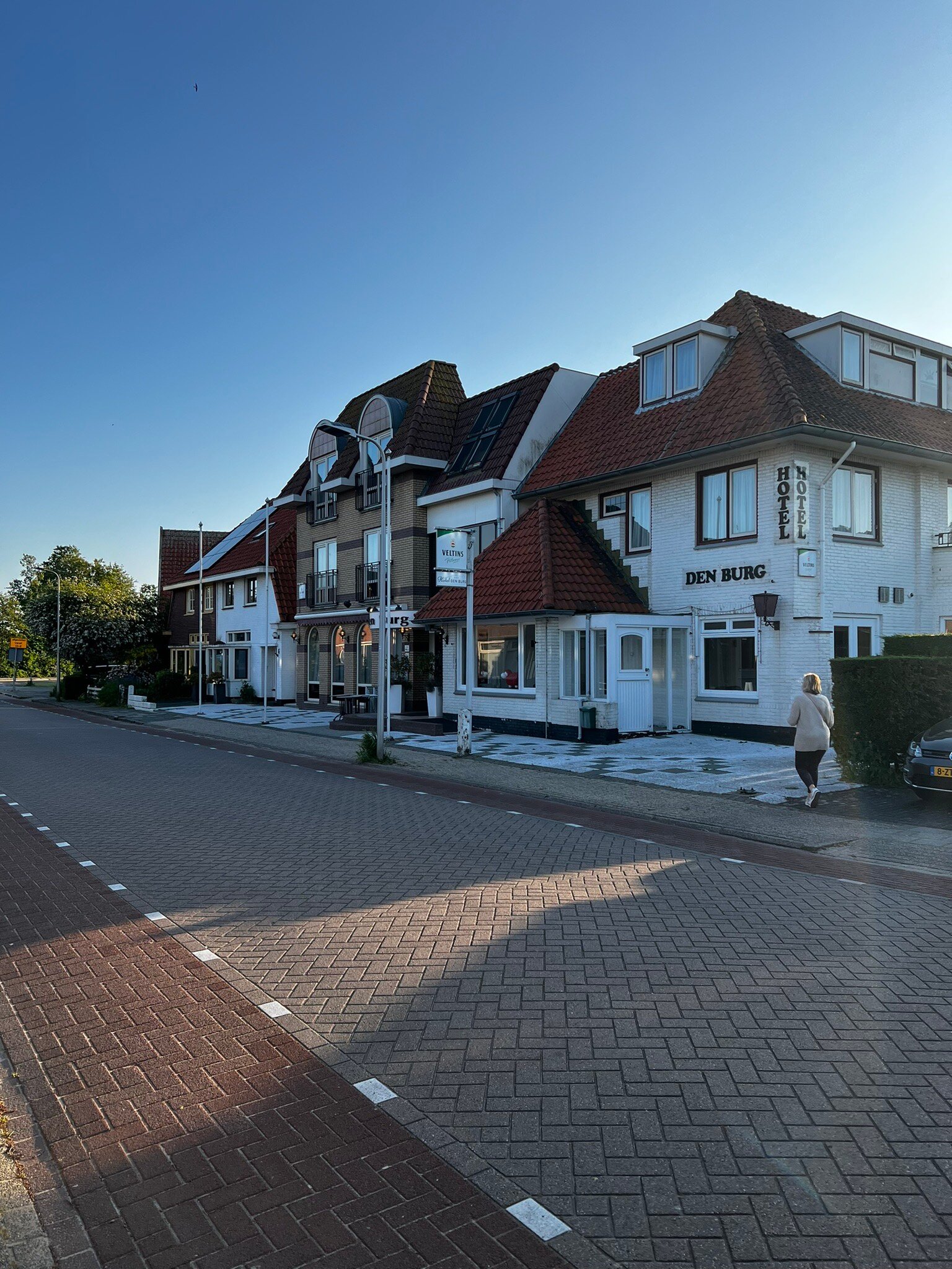 Hotel Den Burg-官方