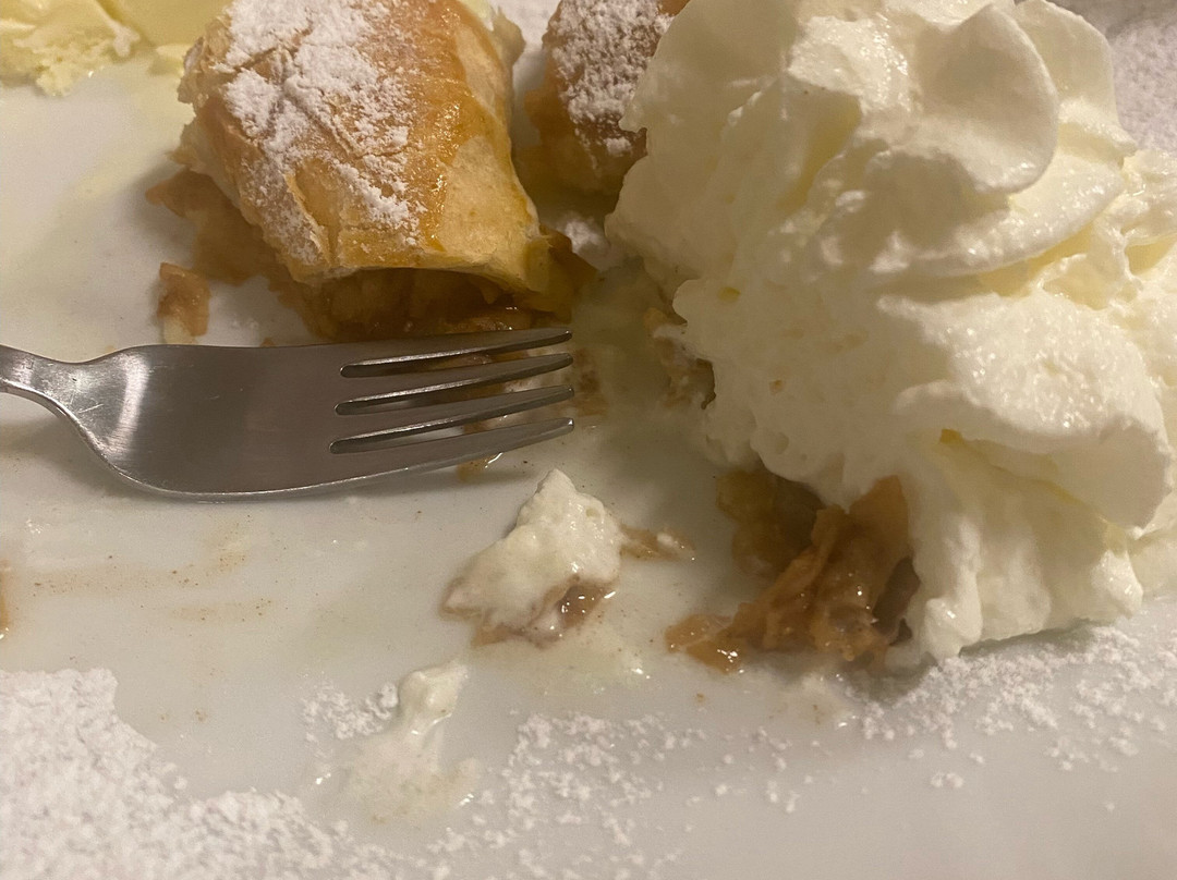 Martin Anugrah Hotel & Restaurant