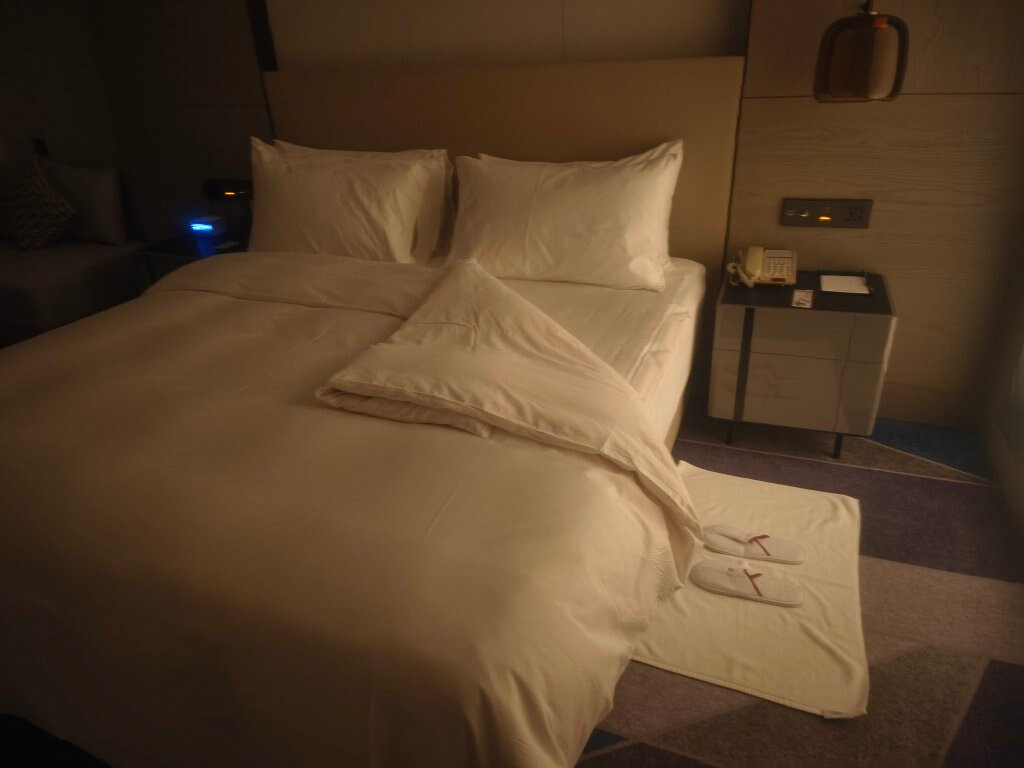 都江堰皇冠假日酒店-都江堰市必去景点