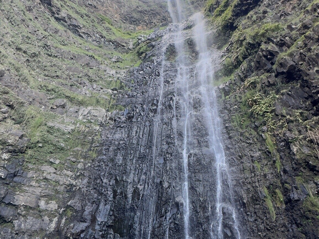 Cascata do Aveiro景点图片