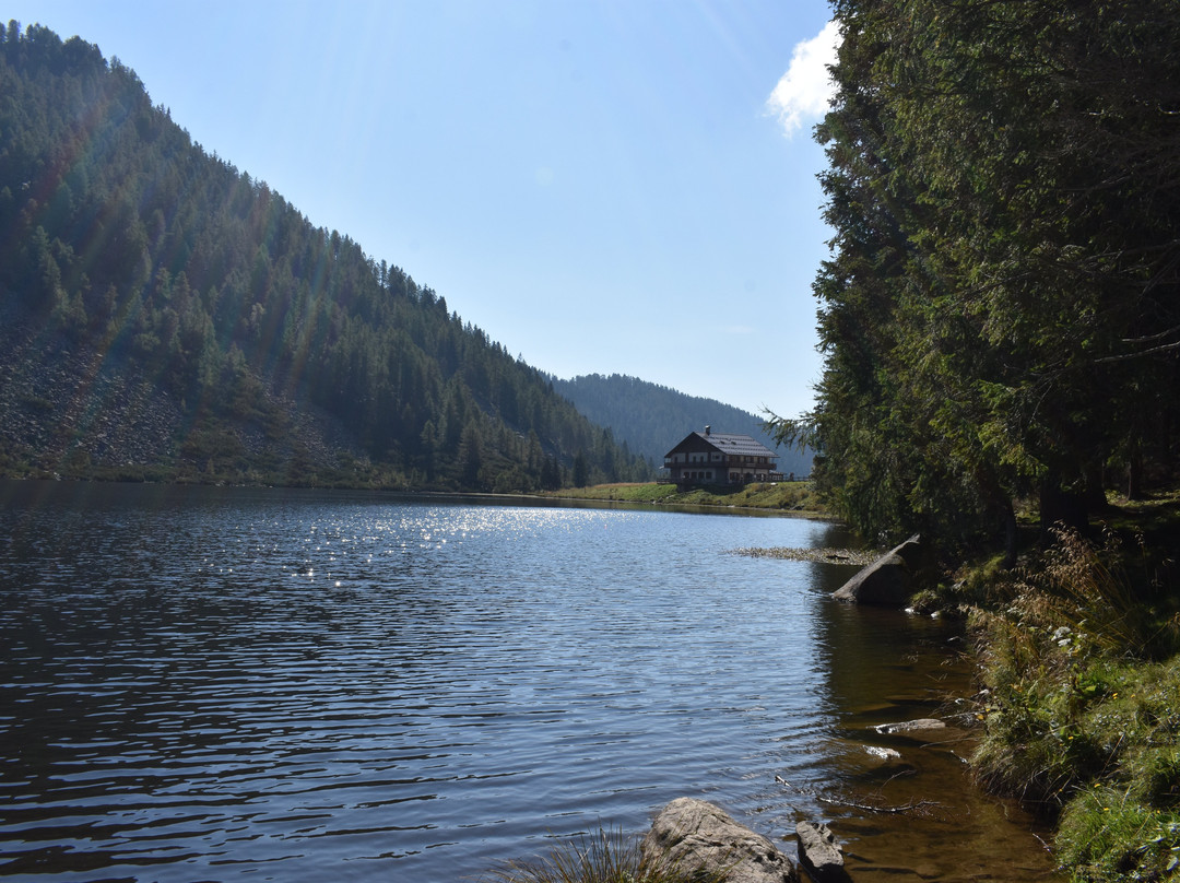 Lago di Calaita景点图片