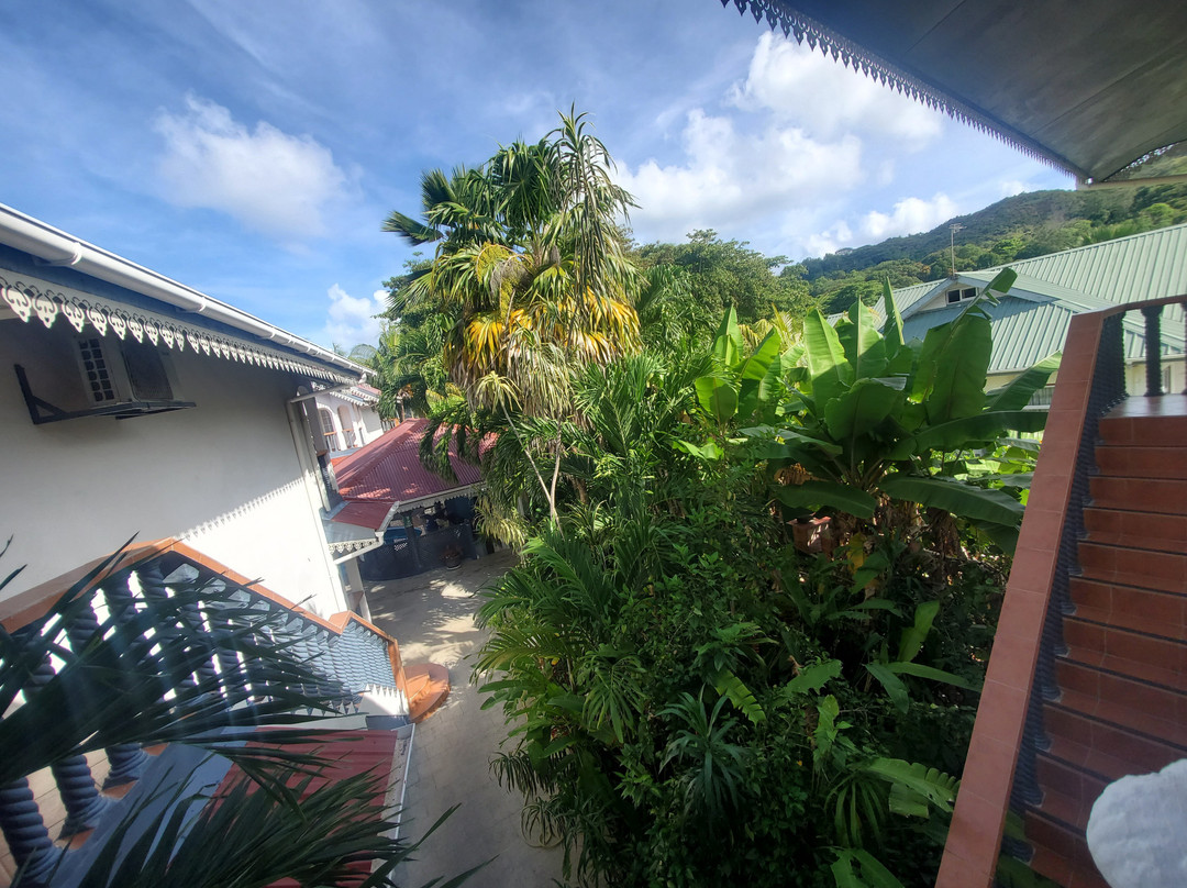 忘忧堡酒店主图