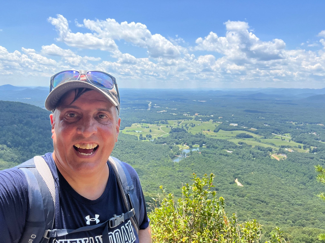 Yonah Mountain Hiking Trail景点图片