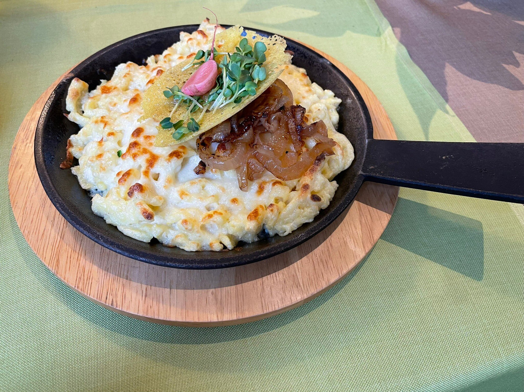 Auerhahn Hotel Restaurant主图