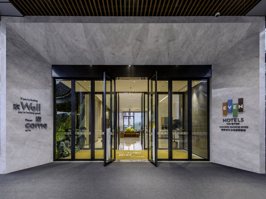 南京长江之舟逸衡酒店主图