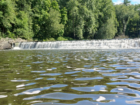 A Day Away Kayak Rentals-Kingston必去景点