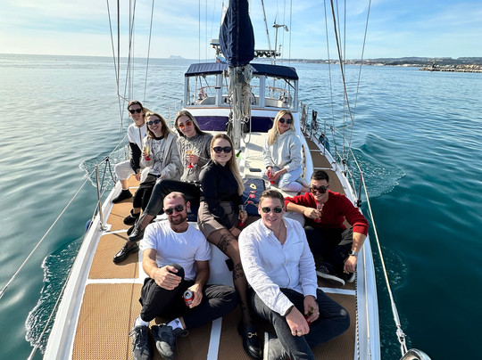 Sail Toro Charter-埃斯特波纳必去景点