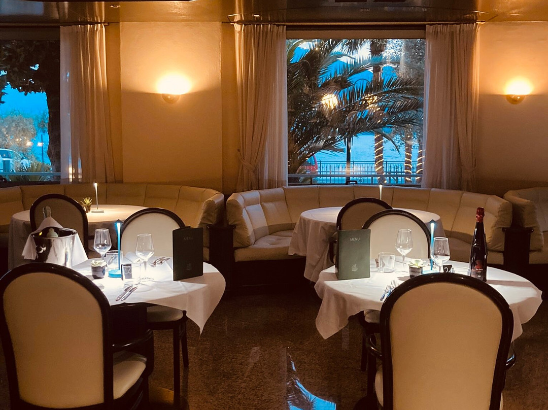 德拉戈酒店