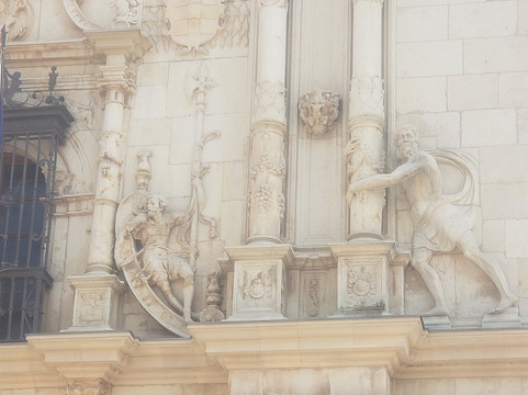 Guided Tours Alcala de Henares - Tours-阿尔卡拉-德-哈纳雷斯必去景点