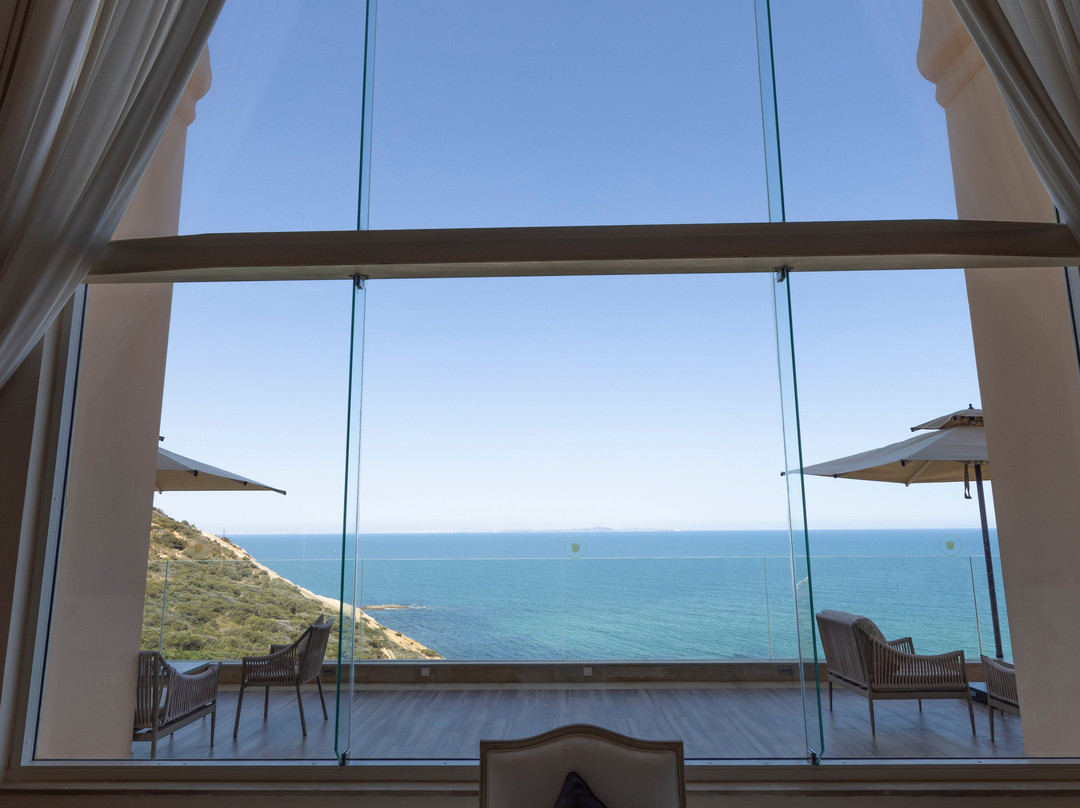 Hotel Royal Tulip Korbous Bay Thalasso & Springs主图