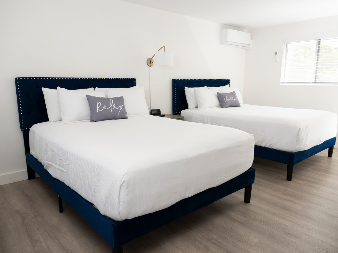 克里尔镇汽车旅馆主图