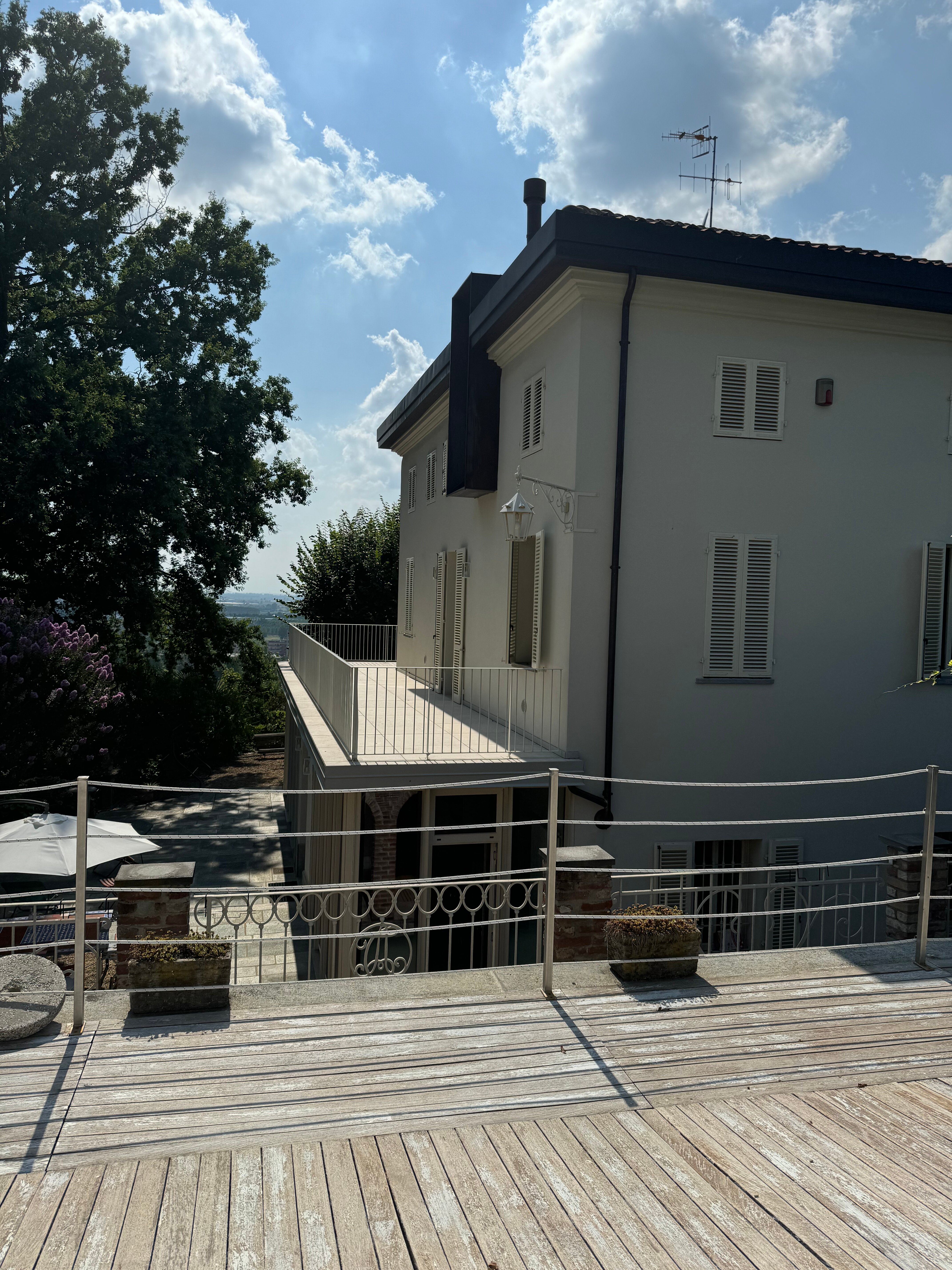 Villa Trisano-官方
