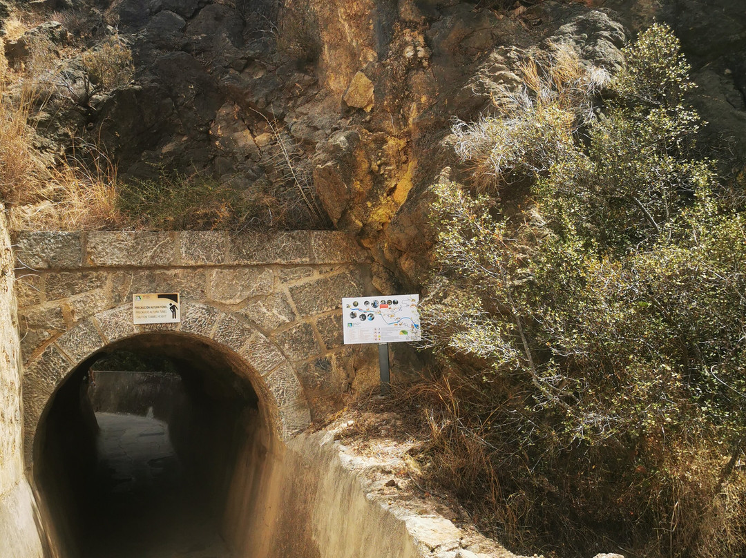 l'Algar Waterfalls景点图片