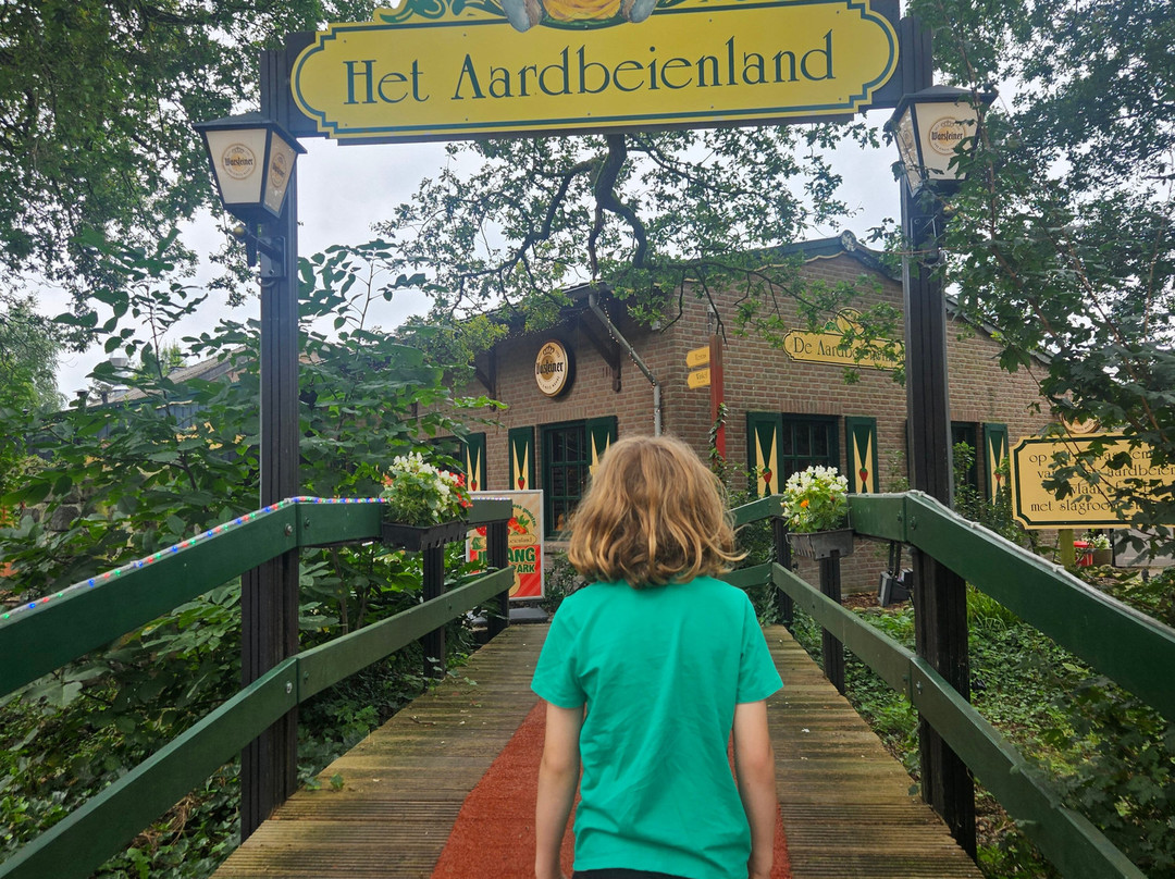 Het Aardbeienland-Horst必去景点