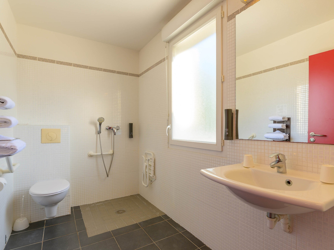 B&B HOTEL Compiègne Thourotte主图